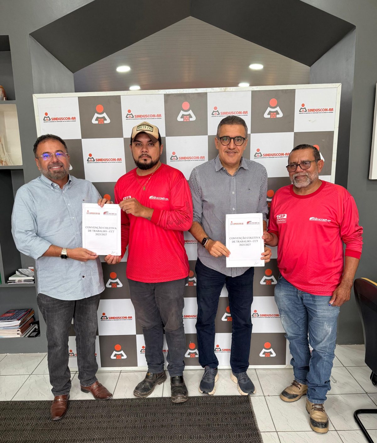 SINDUSCON/RR e SINTRACOMO/RR firmam acordo mediado pelo CEJUSC do TRT-11 que assegura aumento de 7% nos salários e melhorias na alimentação e na cesta básica.